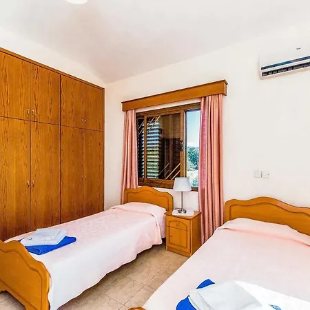 Limnos Villa *